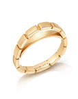 Glimmer Oval Gold Ring