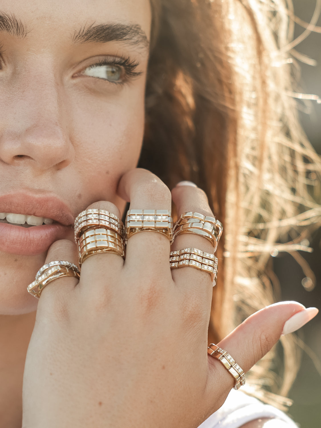 Glimmer Trio Oval Ring